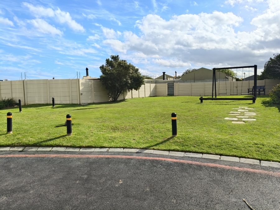2 Bedroom Property for Sale in Admirals Park Western Cape